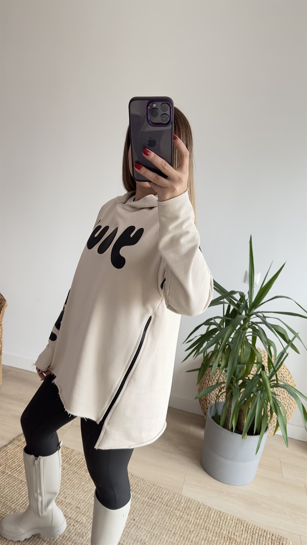 Yazı Ve Fermuar Detaylı Krem Sweat