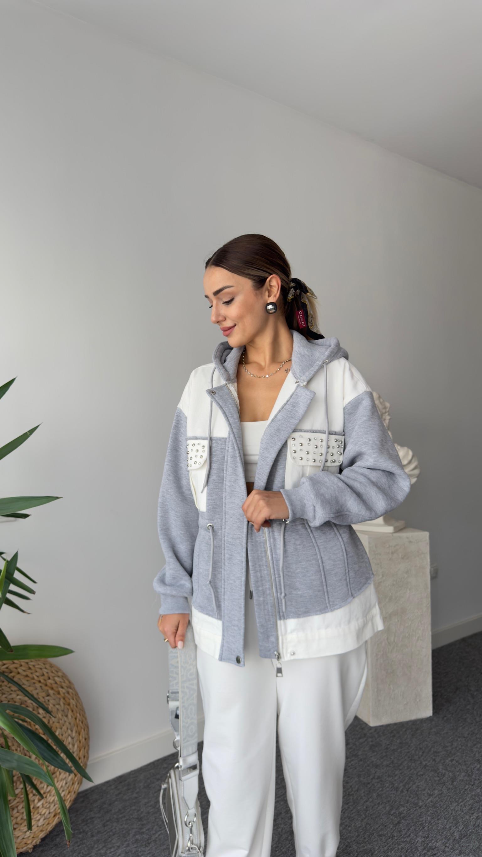 Nickie Marka Model Cepleri Taş Detaylı Gri Ceket