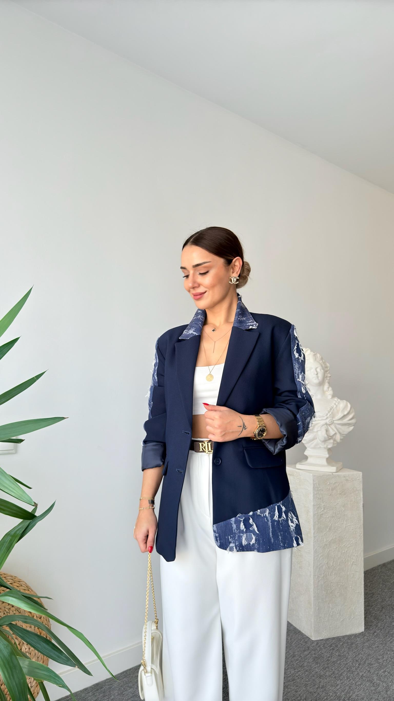 Lacivert Zra Yırtık Kot Detaylı Blazer