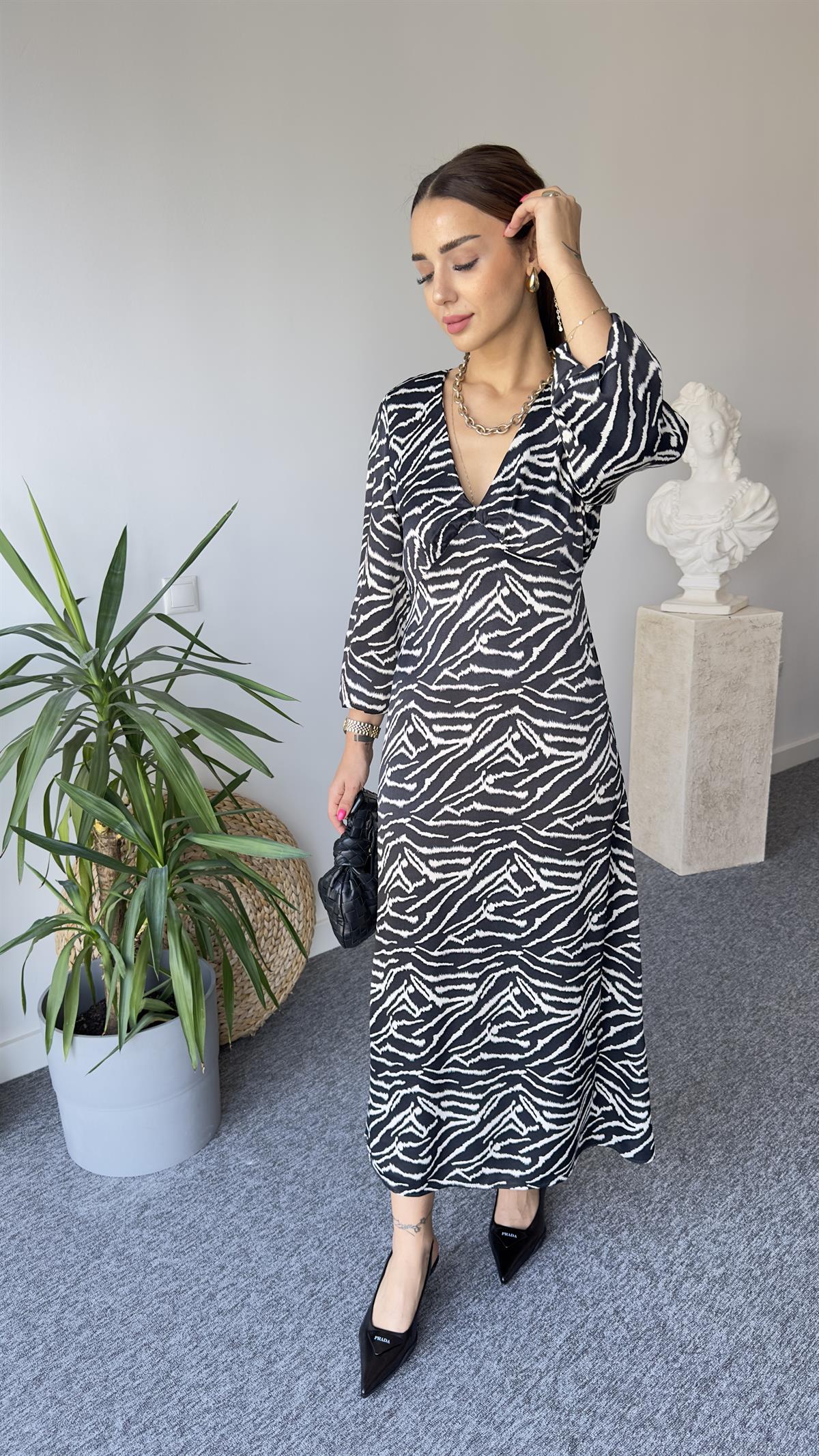 Saten V Yaka Zebra Desen Elbise