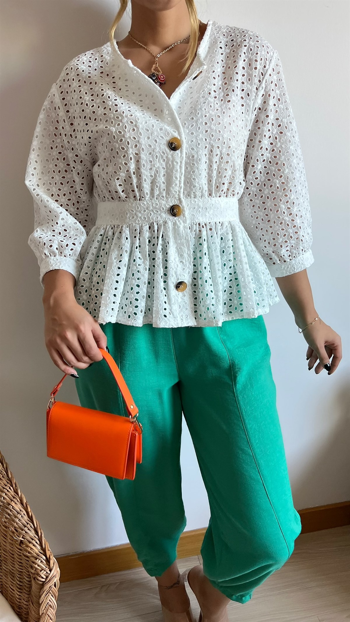 Zara Model Fisto İşlemeli Ceket