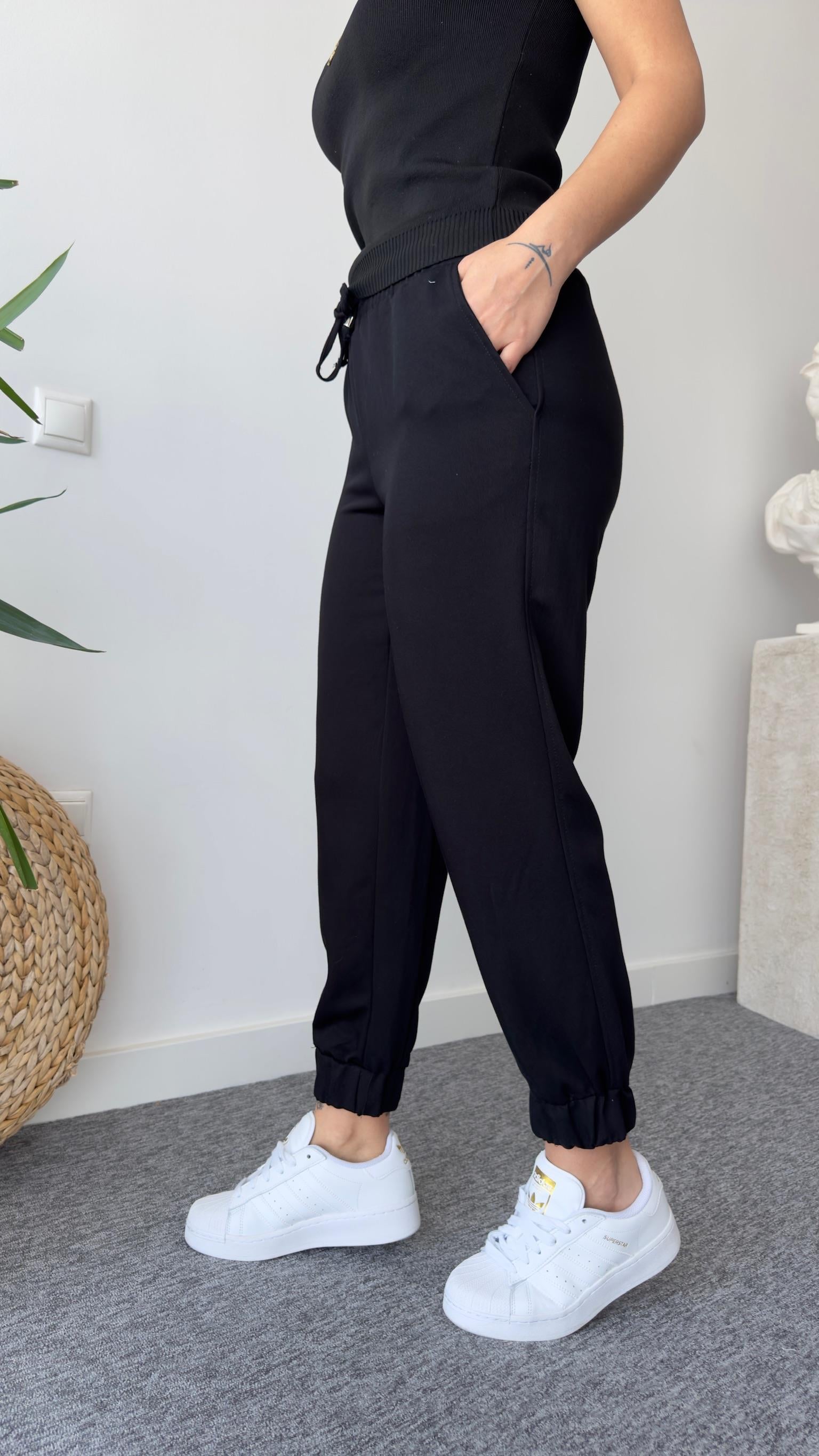 Paça Lastikli Siyah Modal Gabardin Pantolon
