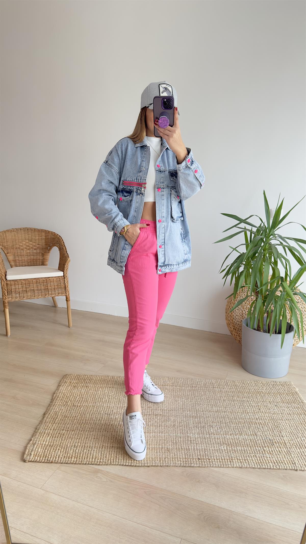 Pembe Düğmeli Kot Ceket