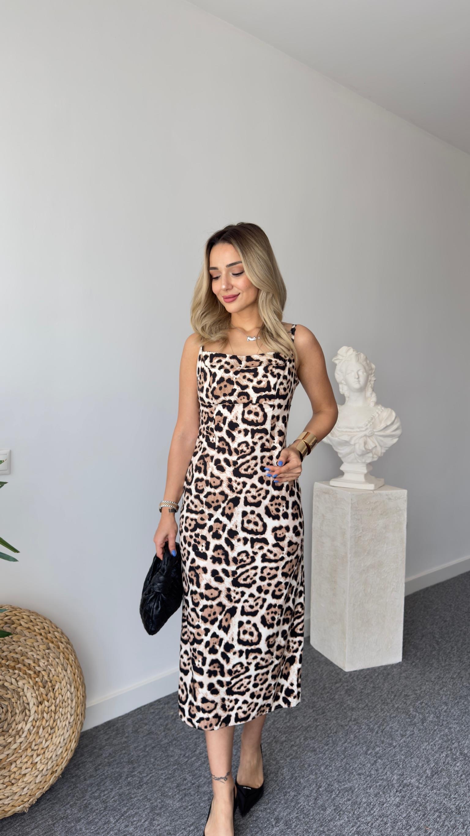 Povec Leopar Desenli Sırt Detay Elbise 