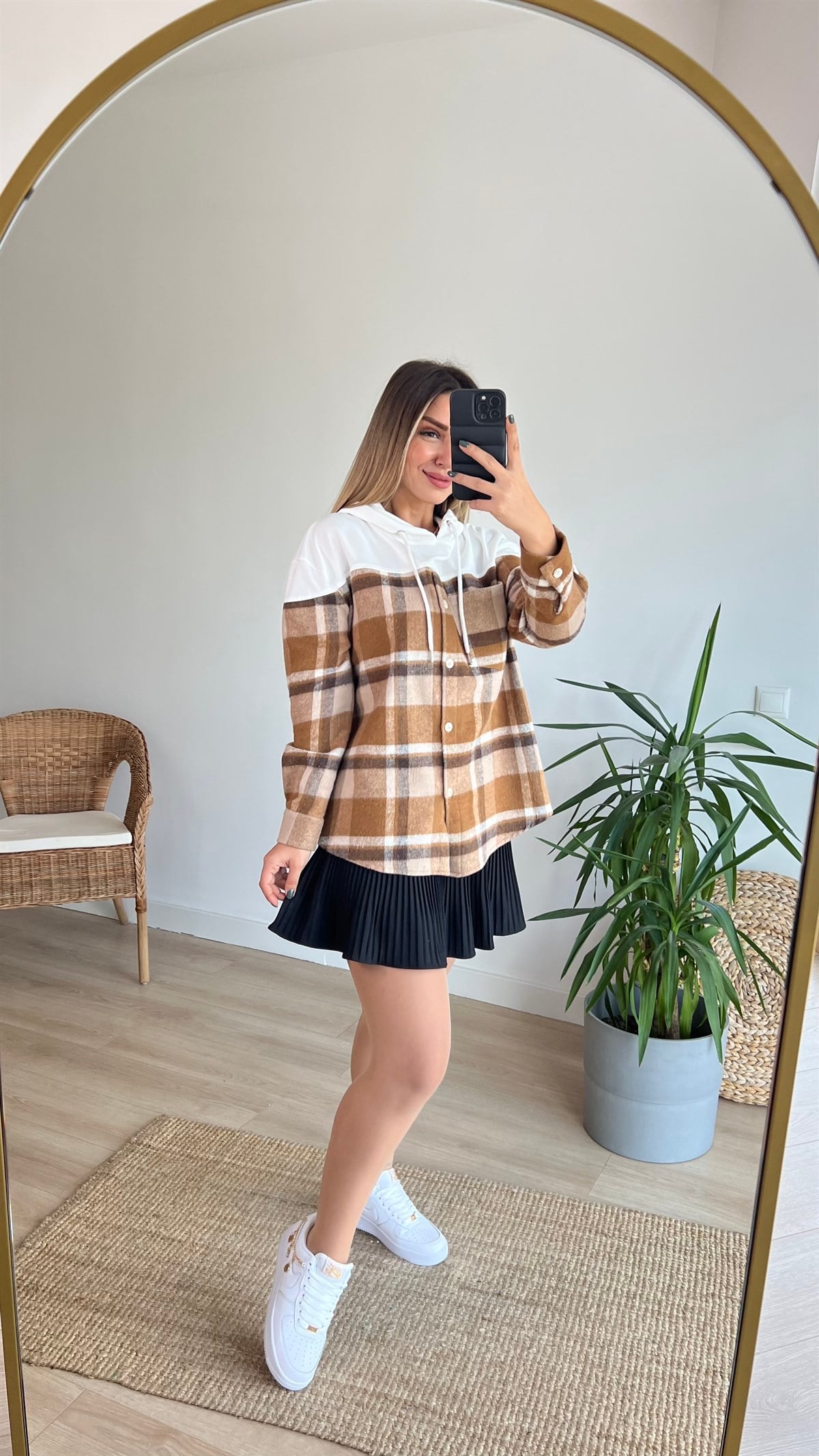 Bej Ekose Detay Kapüşonlu Sweatshirt
