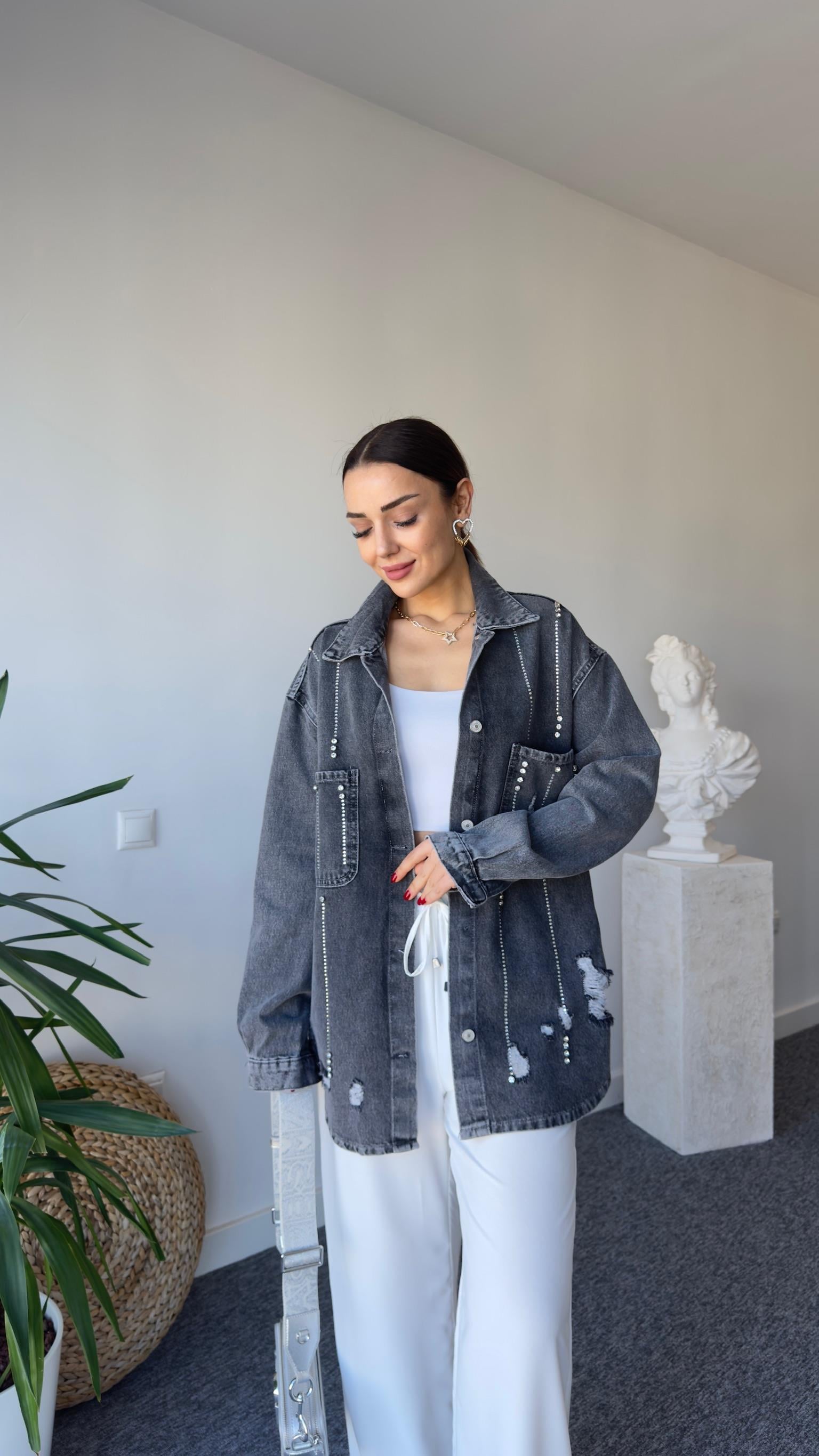 Tail Yırtık Ve Taş Detaylı Antrasit Jean Ceket