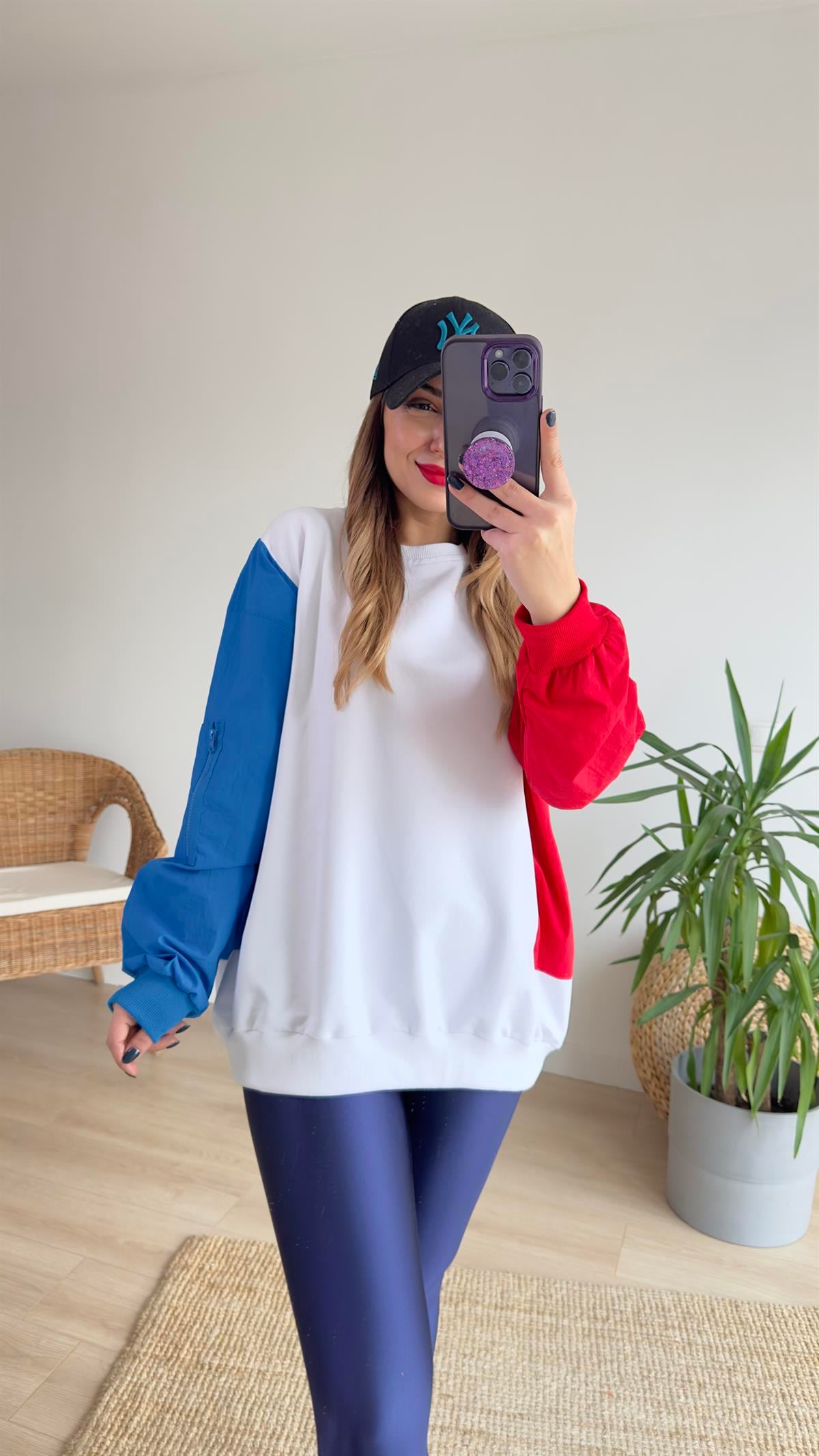 Marka Model Kırmızı Paraşüt Garni Sweat