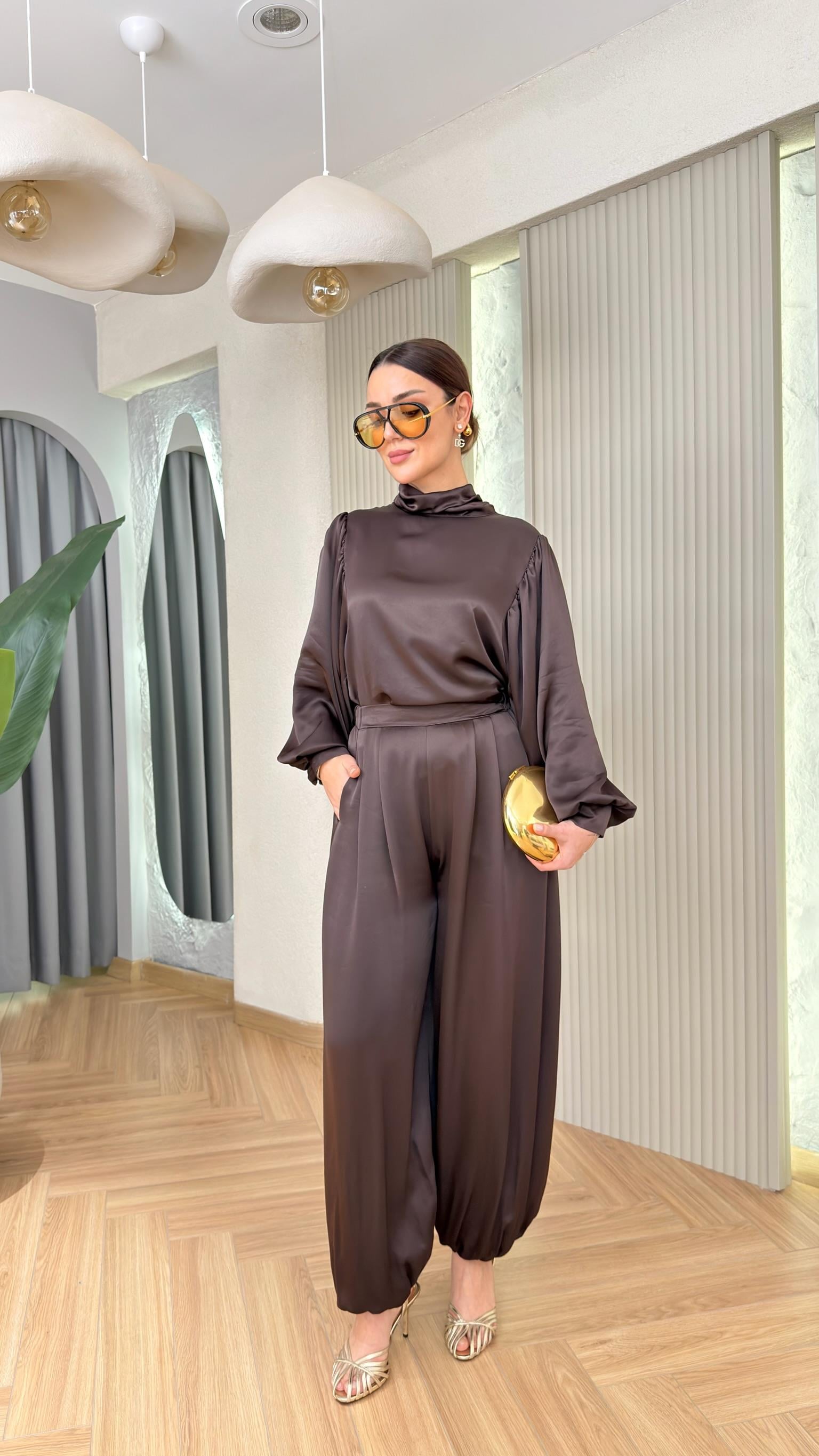 Tery Kahve Bağlama Detaylı Saten Bluz