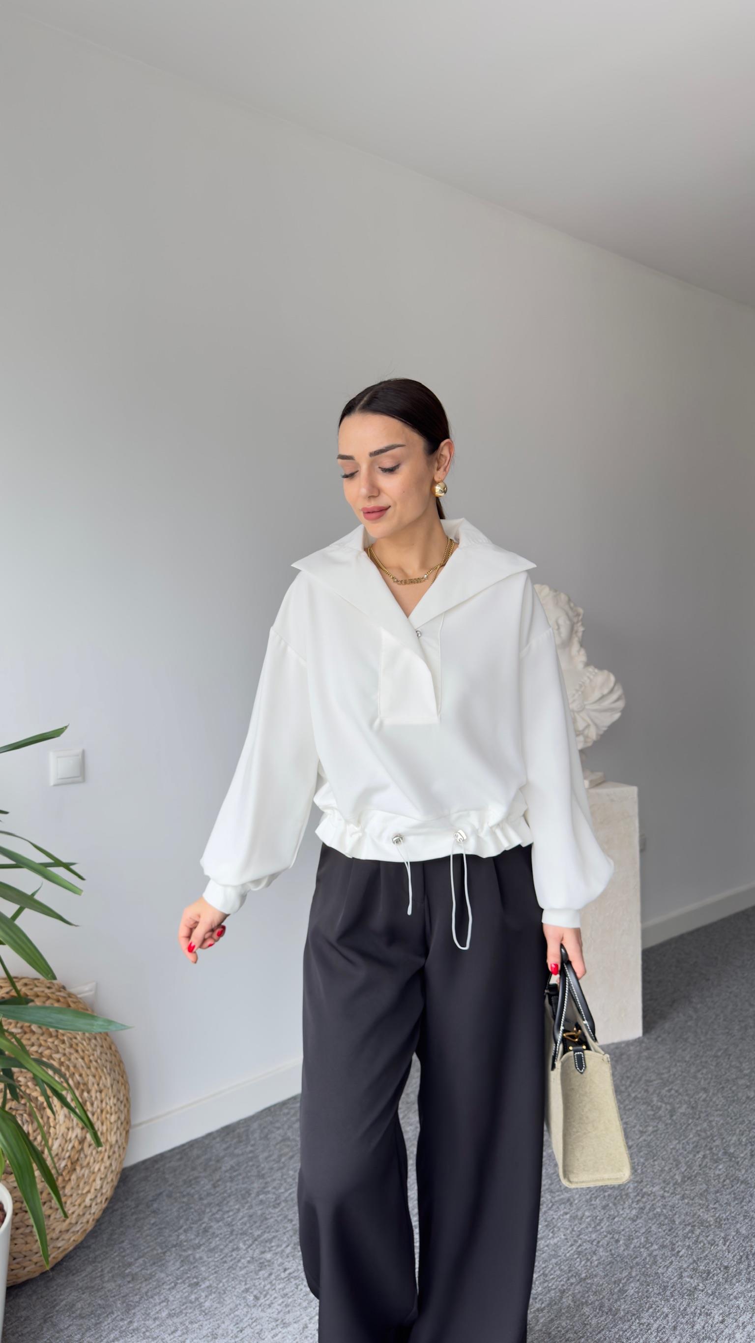 Marka Model Gömlek Yaka Beyaz Sweat