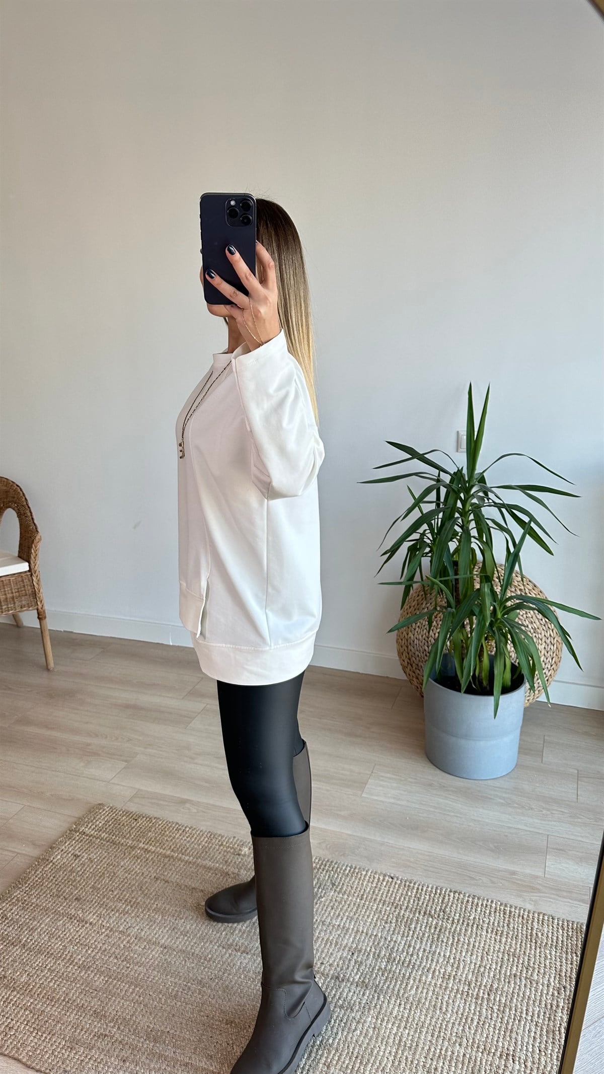 İki İplik Asimetrik Beyaz Basic Sweat