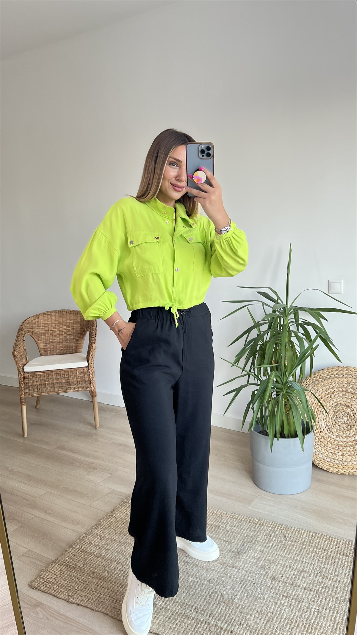 Büzgülü Yeşil Bluz