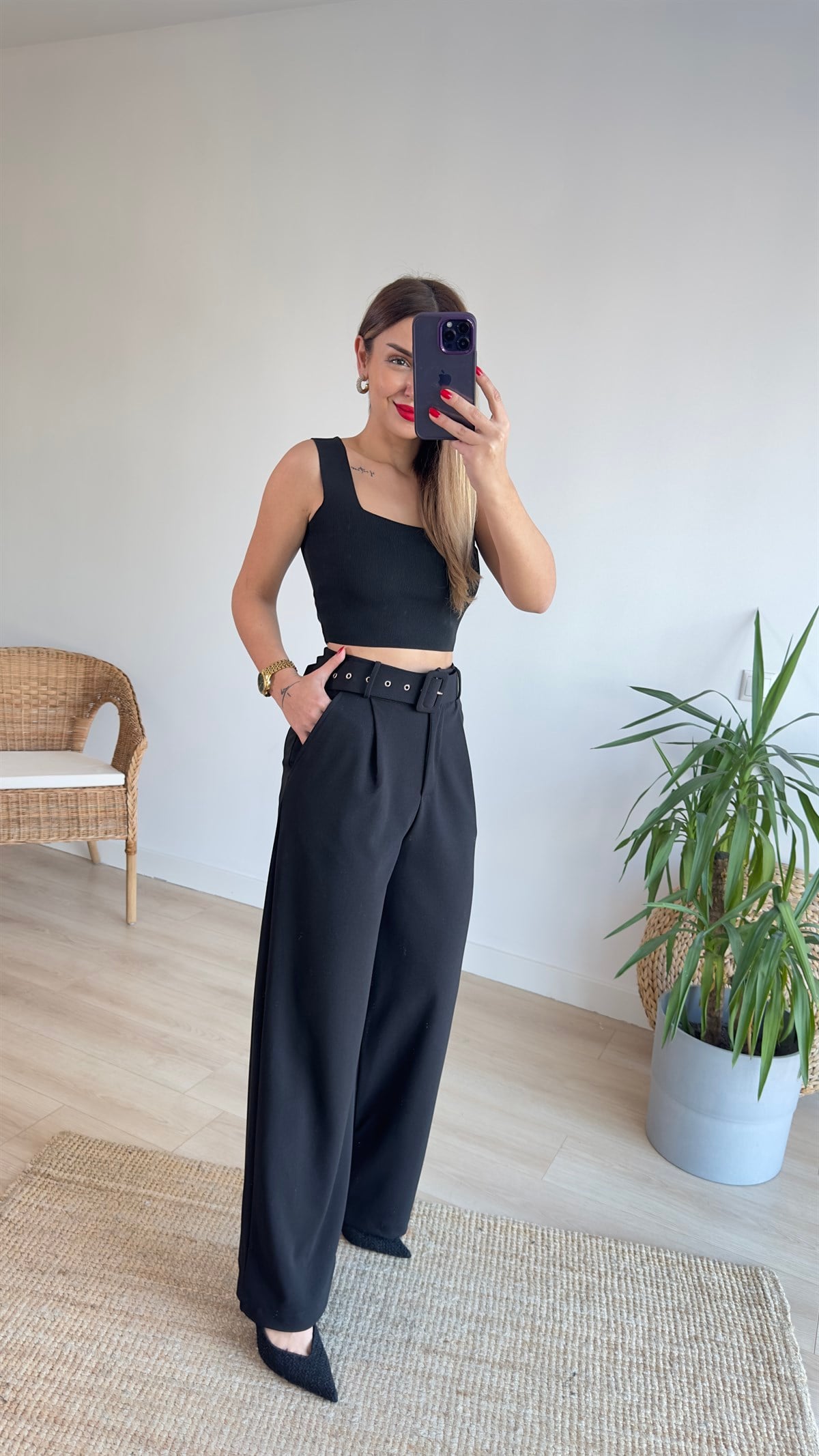 Kemerli Bol Paça Siyah Pantolon