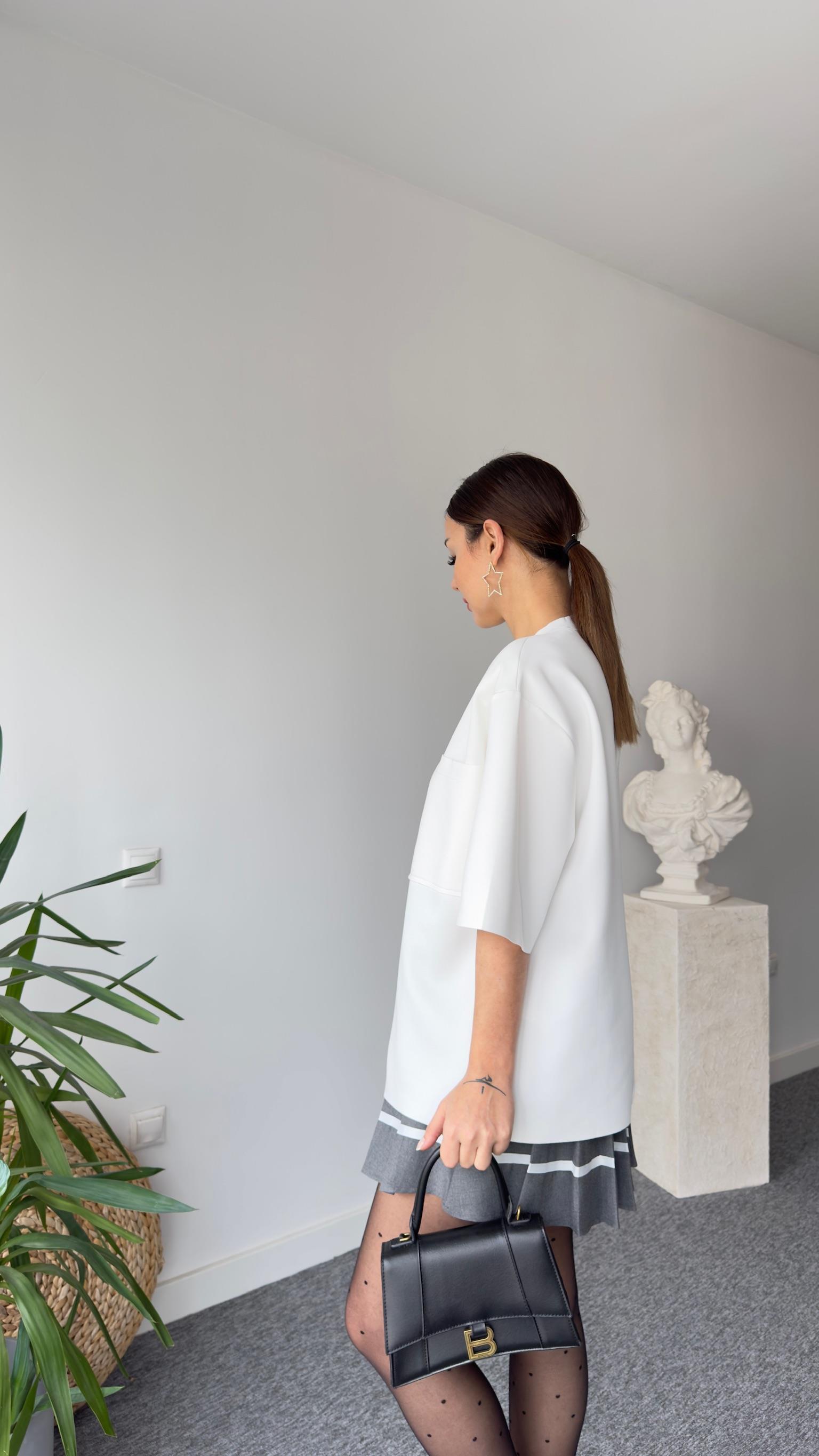 Sırt Fermuarlı Zra Model Vatkalı Beyaz Bluz