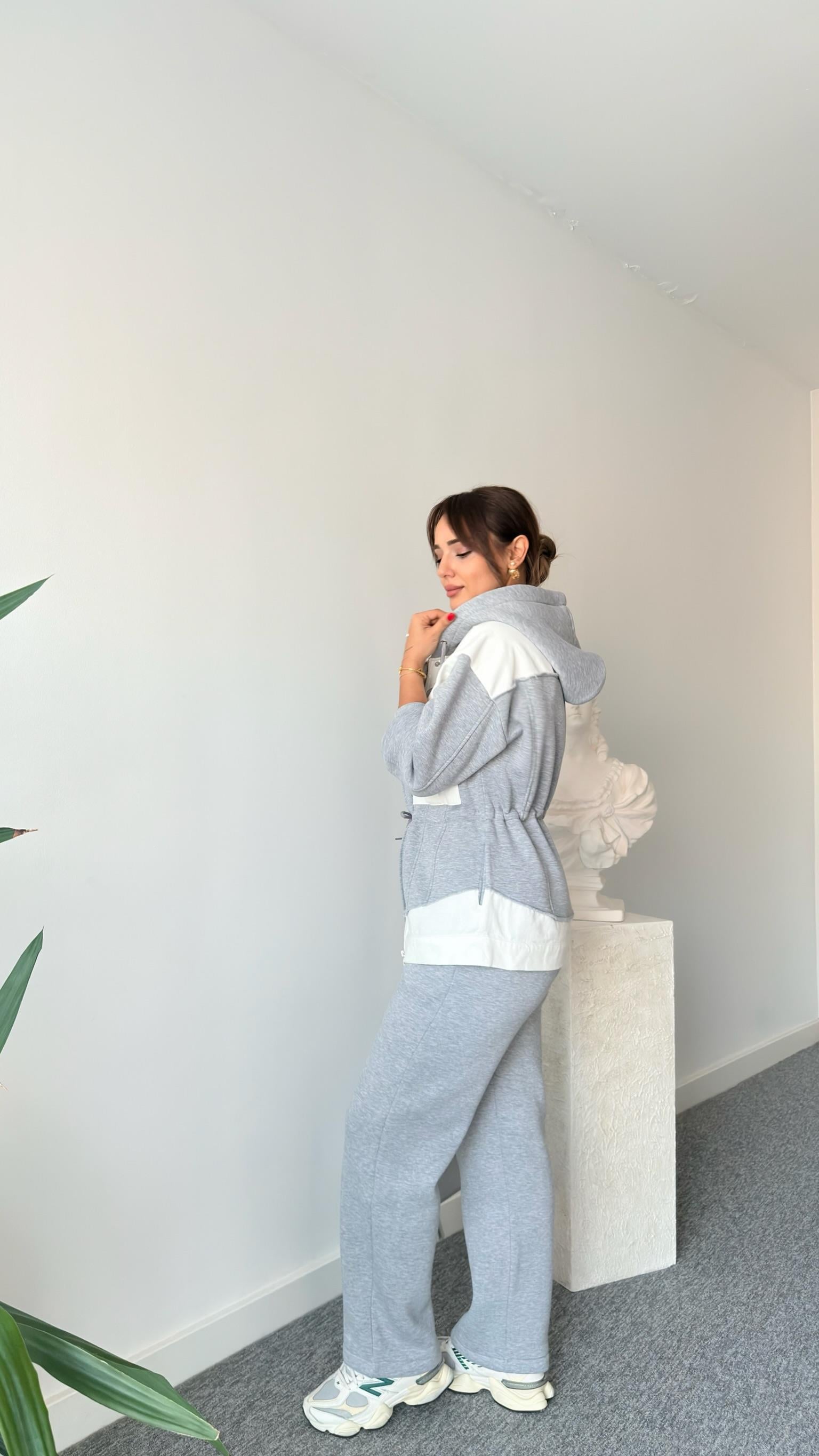 Brune Şardonlu Tws Model Takım
