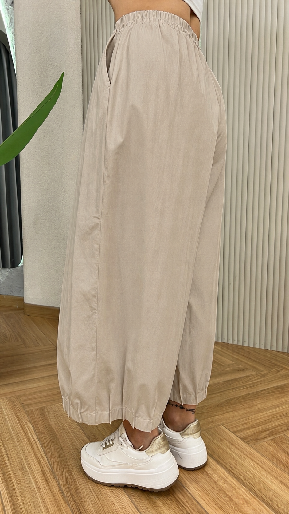 Taş Paça Pile Detaylı Baggy Pantolon