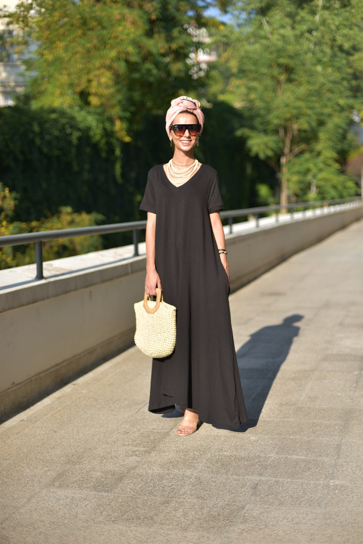 V Yaka Basic Elbise