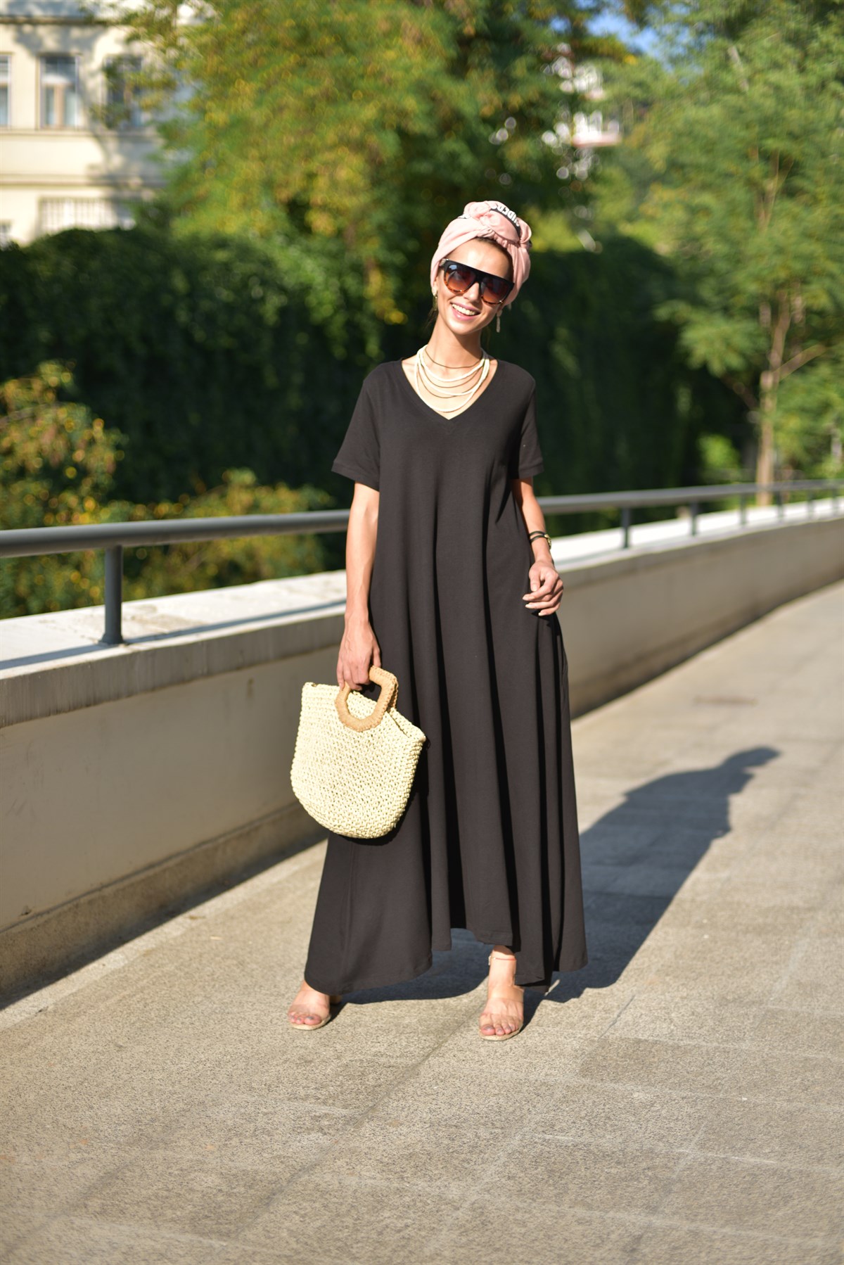 V Yaka Basic Elbise