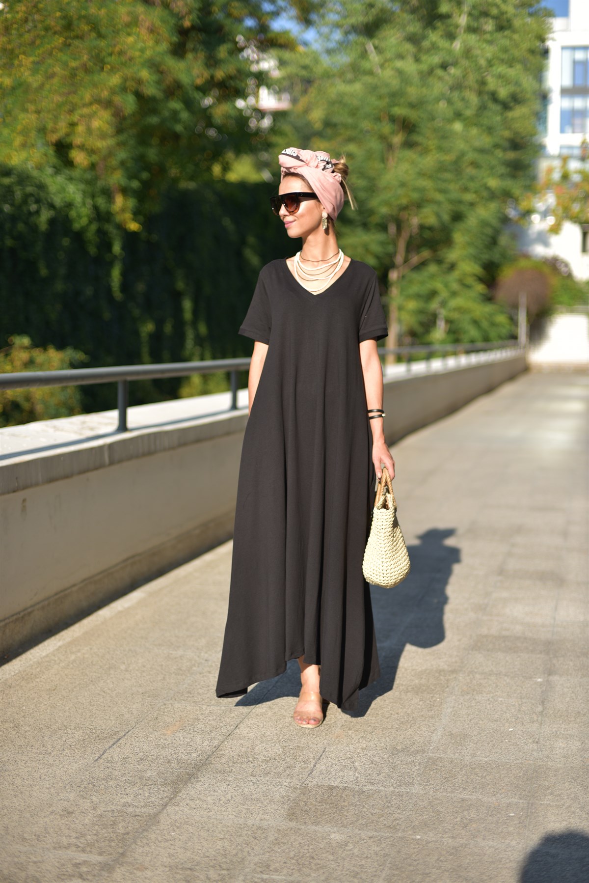 V Yaka Basic Elbise