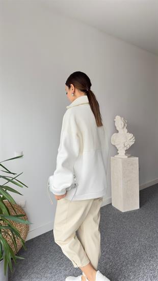 Üst Trikolu Fermuarlı Beyaz Sweatshirt