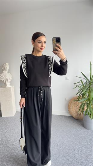 Omzu Nakışlı Siyah Sweatshirt