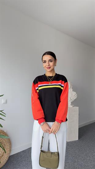Kolu Kırmızı Paraşüt Detay Siyah Sweatshirt