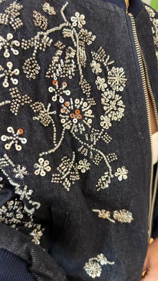 Lavia Taş Ve Pul Detaylı Tasarım Jean Ceket