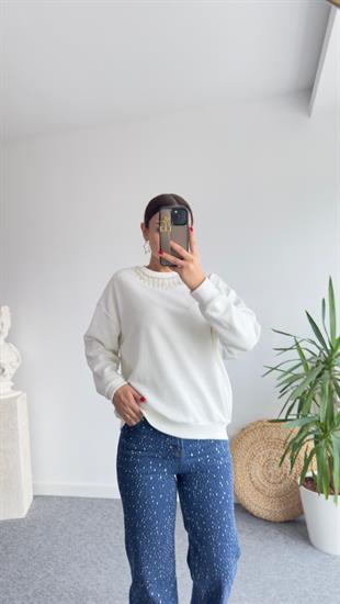 Gtip Yaka Taşlı Beyaz Sweat