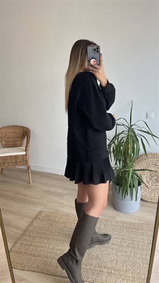 Önü V Taş Detaylı Tasarım Sweat