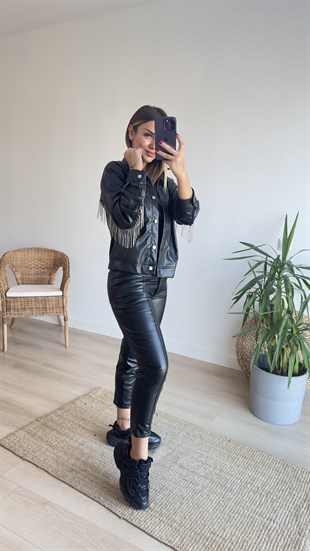 Sırtı Taş Detaylı Astarlı Siyah Deri Ceket