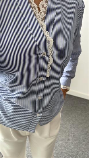 Güpürlü Slim Fit Çizgili Gömlek