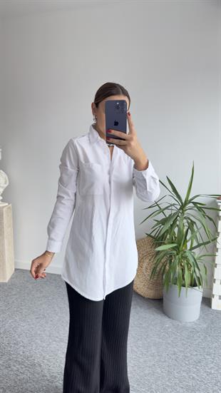 Cepli Beyaz Basic Gömlek