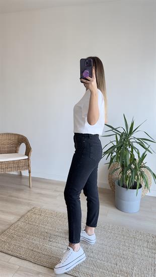 Taş Detaylı Antrasit Jean