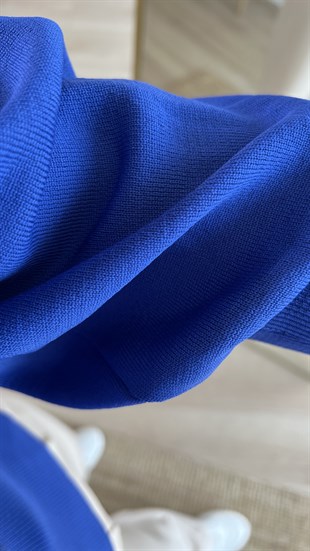 Damla Taş Detaylı Mavi Triko