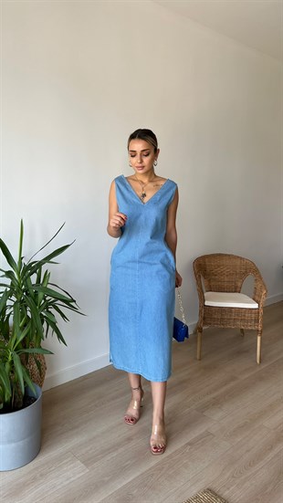 V Yaka Yanları Yırtmaçlı Kot Elbise