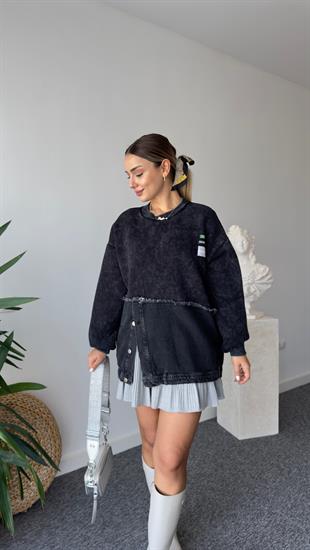 Altı Kotlu Düğme Detaylı Sweatshirt