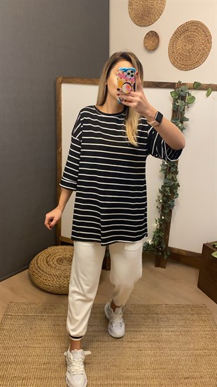Duble Kol Çizgili Siyah Tshirt