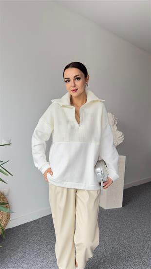 Üst Trikolu Fermuarlı Beyaz Sweatshirt