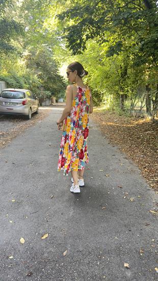 İri Çiçek Desenli Uzun Elbise