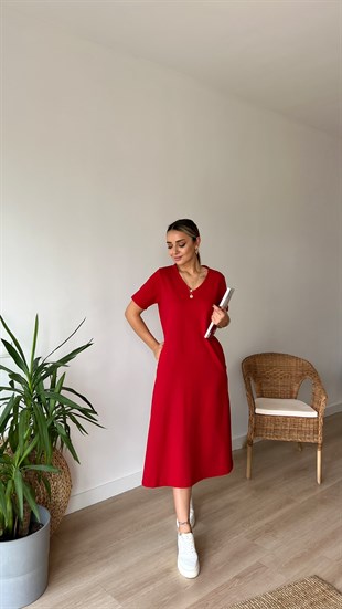 V Yaka Kırmızı Basic Elbise