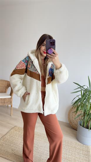 Etnik Desenli Peluş Mont