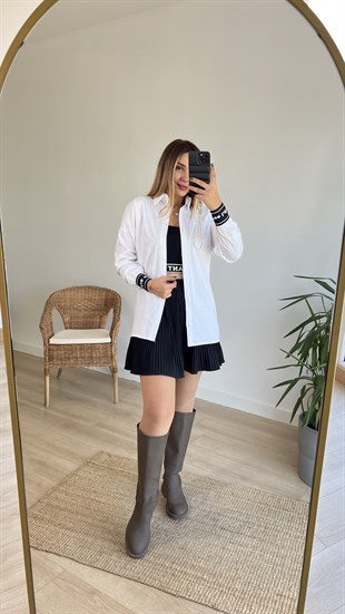  Lastik Yazı Detay Beyaz Gömlek