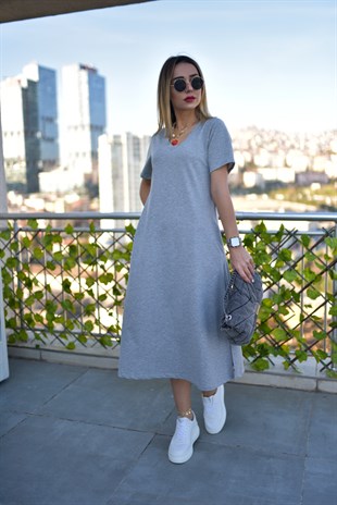 Gri Yanları Yırtmaçlı Basic Elbise