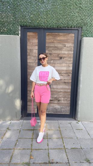 Pembe Baskı Detaylı Beyaz Tshirt