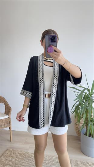 Mihra Şerit Detaylı Siyah Kimono