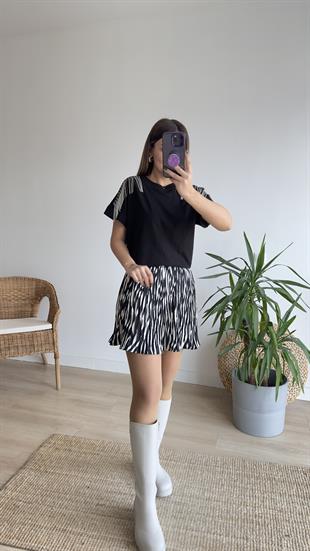 Duble Kol Taşlı Siyah Tshirt