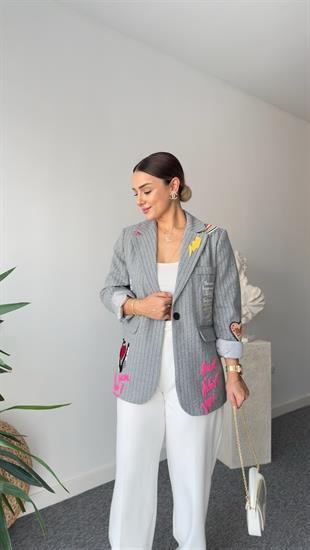 Gri Jovena Nakış Detaylı Tasarım Kaşe Blazer
