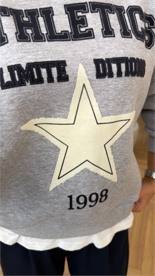 Yıldız Baskı Detaylı Gri Sweatshirt