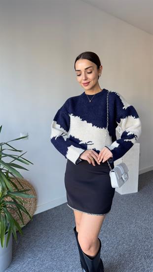 Lacivert Geçişli Massi Model Kazak