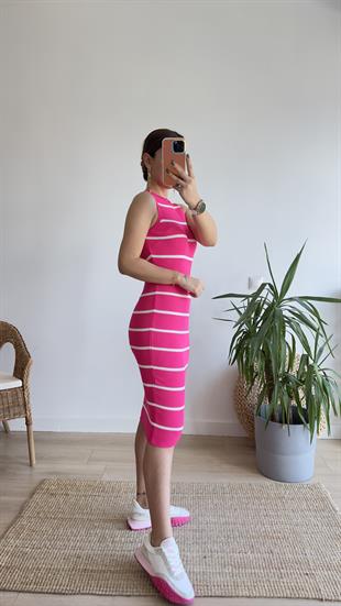 Nisen Kolsuz Çizgili Pembe Triko Elbise 