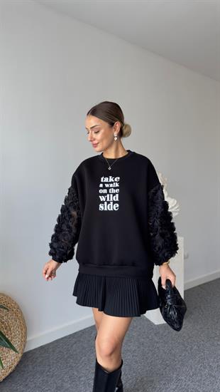 Kollar Gül Detaylı Siyah Sweatshirt